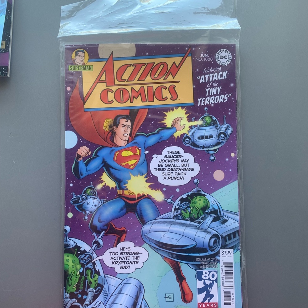(C37) DC Action Comics #1000 1950's Superman Variant